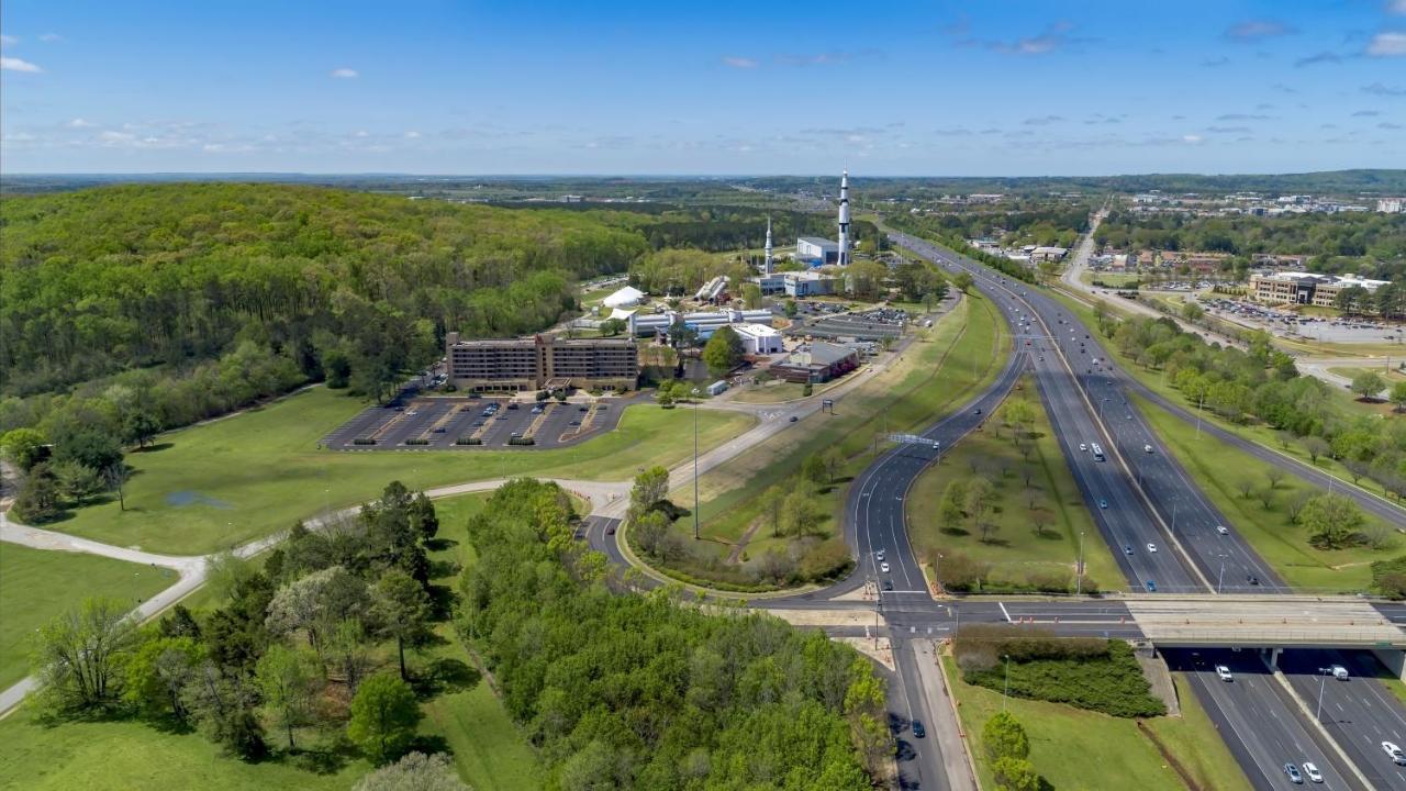 Holiday Inn Express - Huntsville Space Center, An Ihg Hotel Buitenkant foto